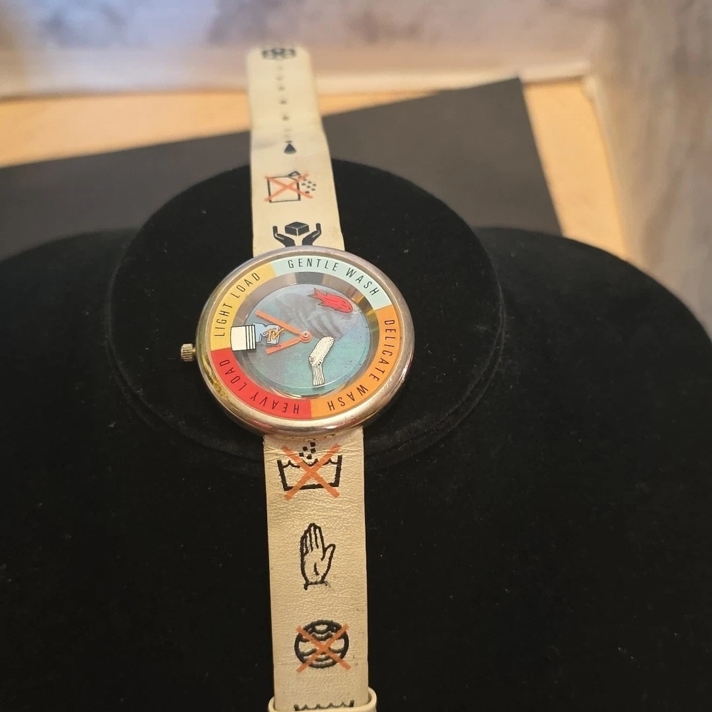 MTV Beige Printed Strap Watch with Multicolor Gradient Dial
